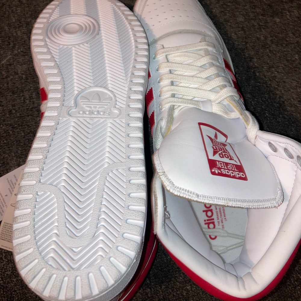 Shoes - Picture 2 of 3
